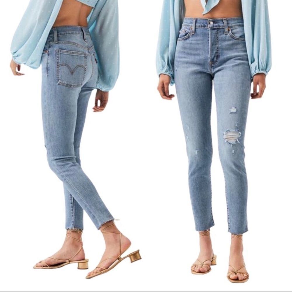 Levis Wedgie Skinny High Rise Distressed Jeans - Picture 1 of 9